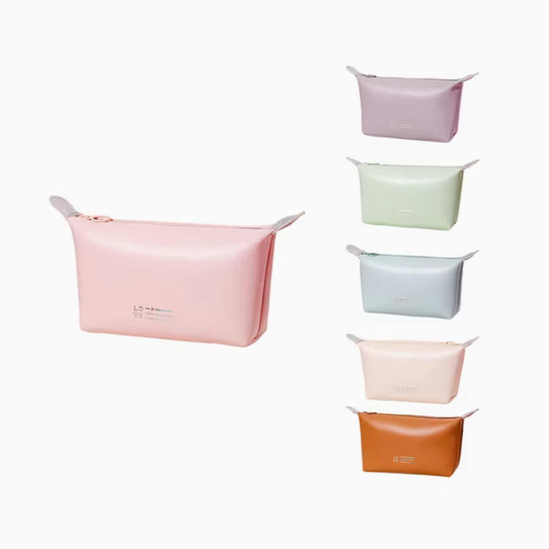 Customizable toiletry bag